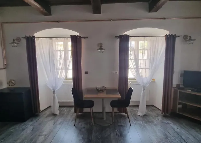 Lucia - 2 アパート プルゼニ