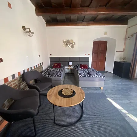 Lucia - 2 Apartament *